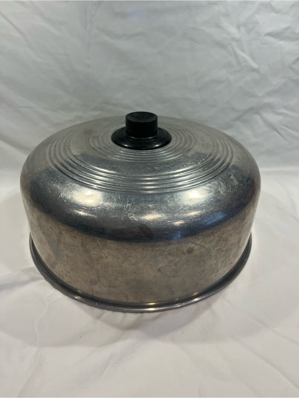 Classic Metal Serving/Cake Cover with Black Knob - Silver